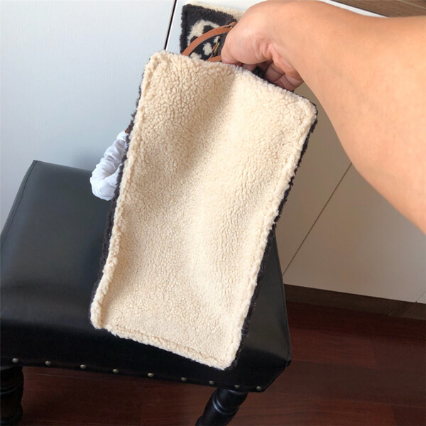 2020 新作 ルイヴィトン 激安 バッグ TEDDY ONTHEGO テディ ジャイアントモノグラムオンザゴー M55420